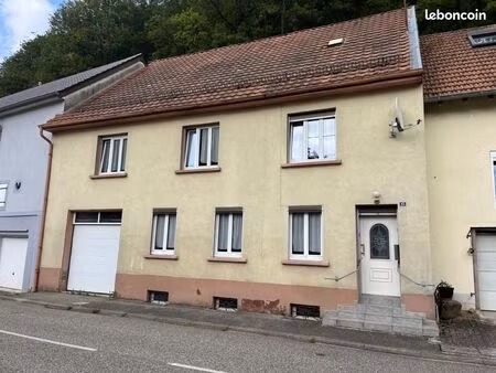 maison 6 pièces 140 m²