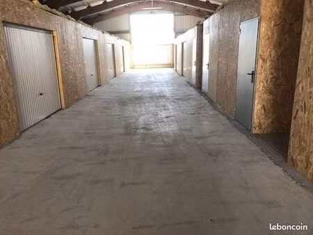 box de stockage/garde meuble