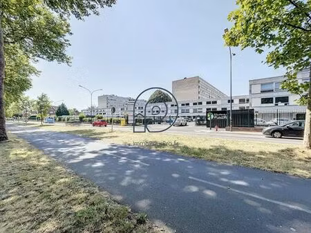 prestigieux bureau de 390 m2 en vente - croix  hauts-de-france