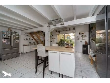 vente maison 4 pièces 100 m² comps (33710)