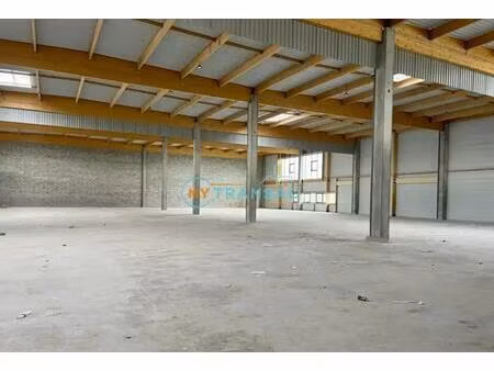vente local industriel 2788 m² tremblay-en-france (93290)