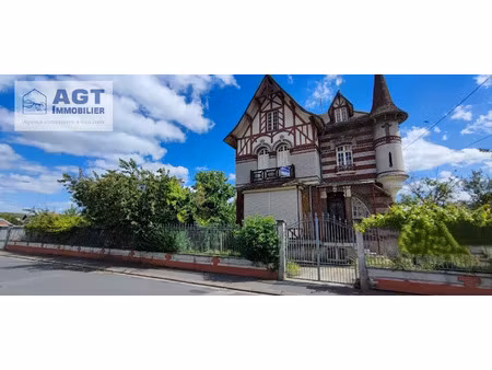 vente maison 6 pièces 232 m² à breteuil (60120)  274 000 €