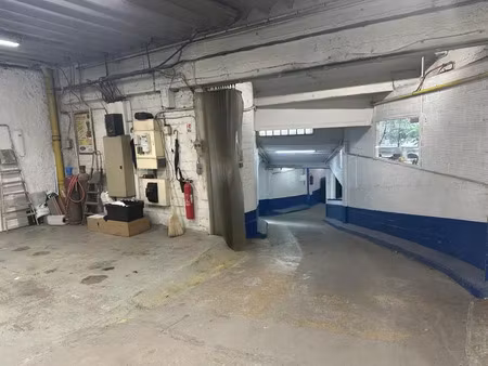 local activité à louer . immeuble d'activité