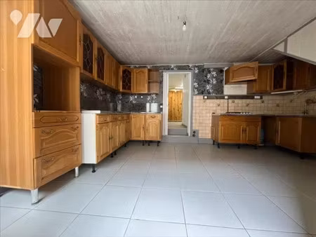 vente maison 4 pièces 110 m² à rougemont (25680)  65 000 €