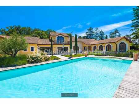 5 minutes de roanne - demeure de prestige 13 pièce(s) 400 m