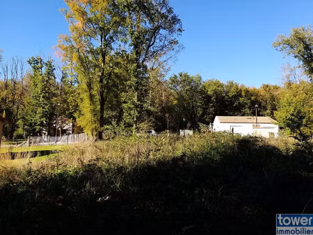 terrain à construire 791 m2 à 11 mn de la rochefoucauld