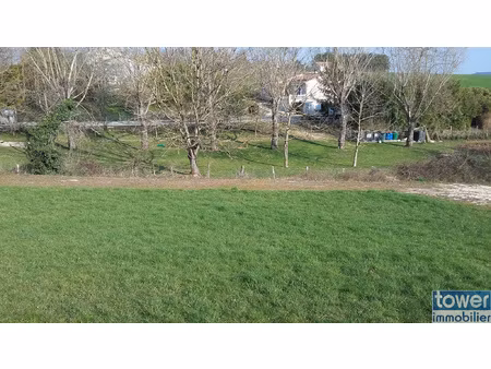 terrain à bâtir 867 m2 sur garat à 7 mn de soyaux