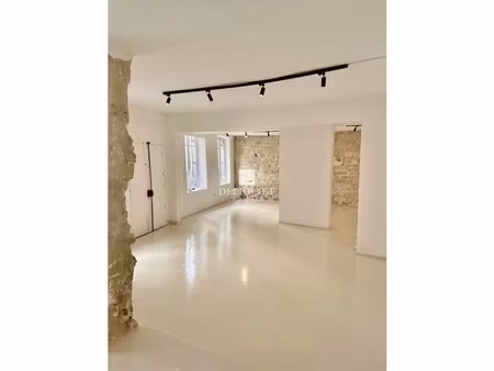 maison à paris 3ème