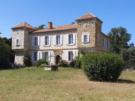 château à rénover à mauvezin