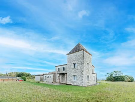 bâtisse à monbahus