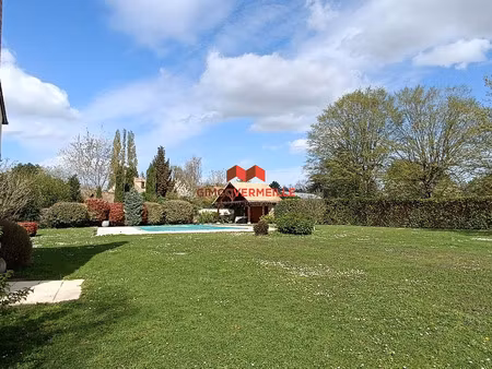 maison/villa de standing à mondreville