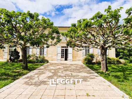 maison 9 pièce(s)  saint-christophe-de-double