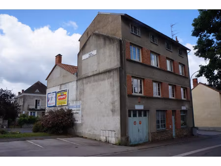 immeuble locatif avec local commercial