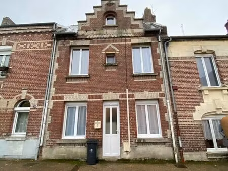 immeuble 120 m² roye