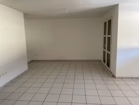 appartement à vendre avec balcon à kourou avec carol immo