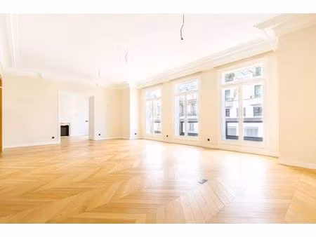 appartement de prestige en vente tour eiffel  invalides – ecole militaire  saint-thomas d’