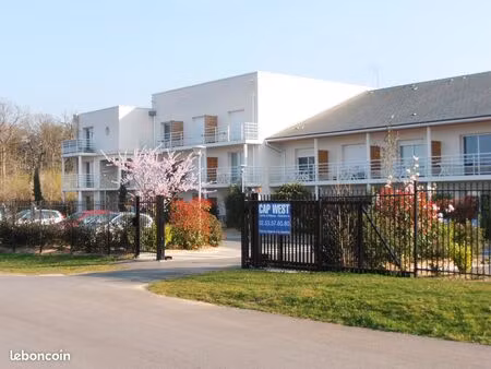 t2 appartement meublé 40m² proche saint-sylvain-d'anjou avec balcon