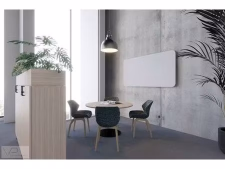 bureau (70 m2) dans le nouveau parc d'affaires le long de...