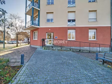 bureaux chauny 64 m²