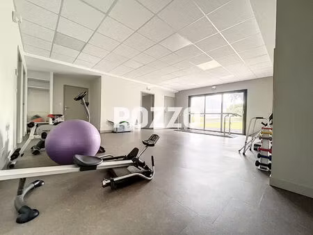 à louer - bureaux de 80 m² à fleury