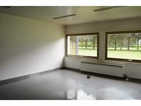bureaux à louer à oudenaardebaan 62 kluisbergen (rwc26819)