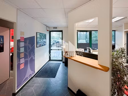 a saisir bureaux à louer