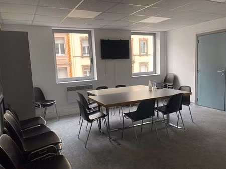 à louer - bureaux de 251 m² à mulhouse