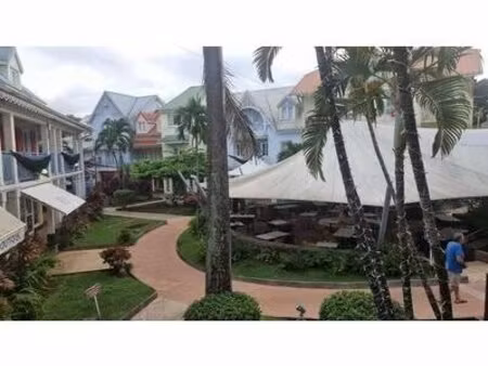 trois ilets / village créole