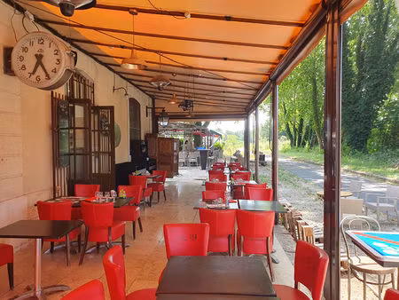 fonds de commerce uzès à vendre