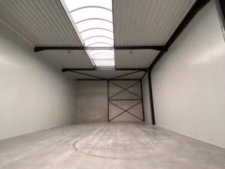 unités pme flambant neuves à louer dans un parc d'activit...