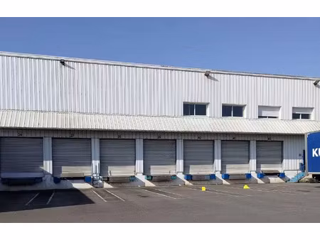 location entrepôt / local d'activités ennery 4 216 m²