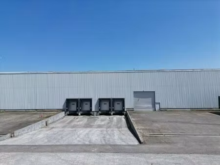 entrepôt à louer à ghlin