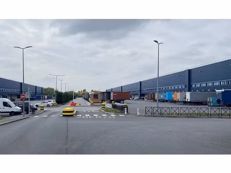 location entrepôt / local d'activités villabe 15 031 m²