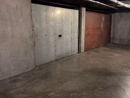 location garage 15 m² à annemasse (74100)