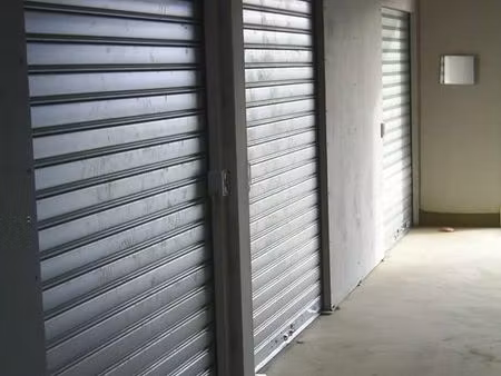 box - garde meuble - espace de stockage