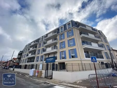 parking à louer - montfermeil (93) - 65€