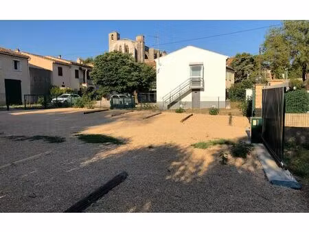 location stationnement  m² t- à saint-maximin-la-sainte-baume  70 €