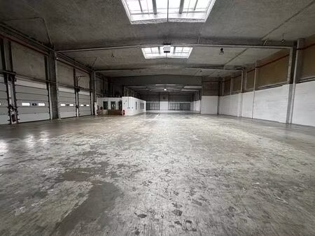 location local d'activités charenton le pont 8 413 m²