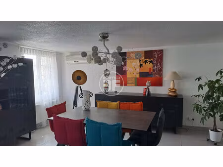 deux appartements et un local commercial