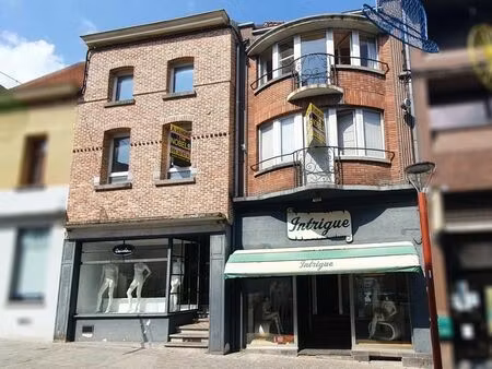 a vendre  immeuble de rapport composé d'un rez-de-chaussée c