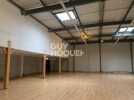 local commercial saint medard de guizieres 630 m2