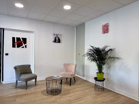 location locaux professionnels 360 m² à senlis (60300)  400 €