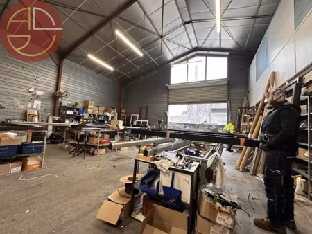location locaux professionnels 700 m² à tournefeuille (31170)  6 366 €