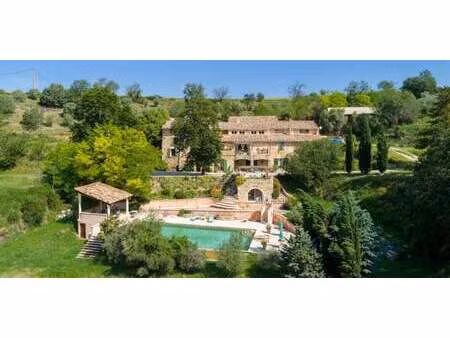 maison avec piscine et terrasse allemagne-en-provence (04)