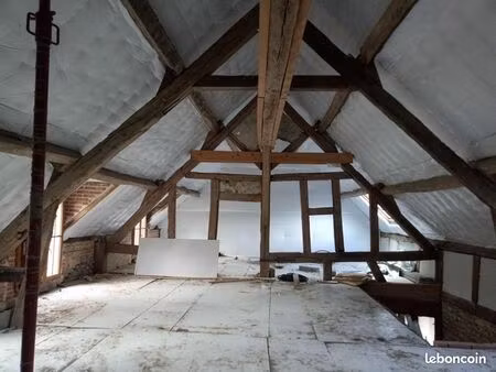 maison 3 pièces 185 m²