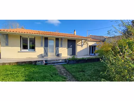 vente maison 5 pièces 90m2 le thou 17290 - 258475 € - surface privée