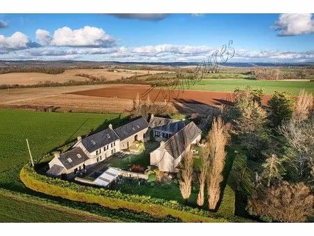 maison de luxe à vendre à locronan