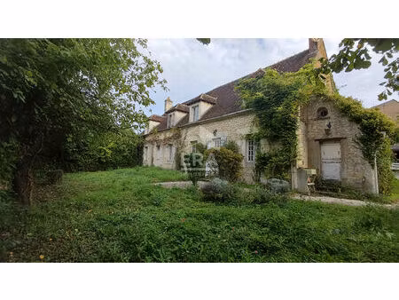 longère en pierre à rénover au coeur du perche