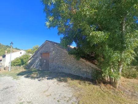 vente maison 6 pièces 145 m² à montjay (05150)  182 000 €