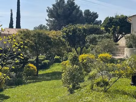 vente maison 5 pièces 210 m² à saint-mandrier-sur-mer (83430)  990 000 €